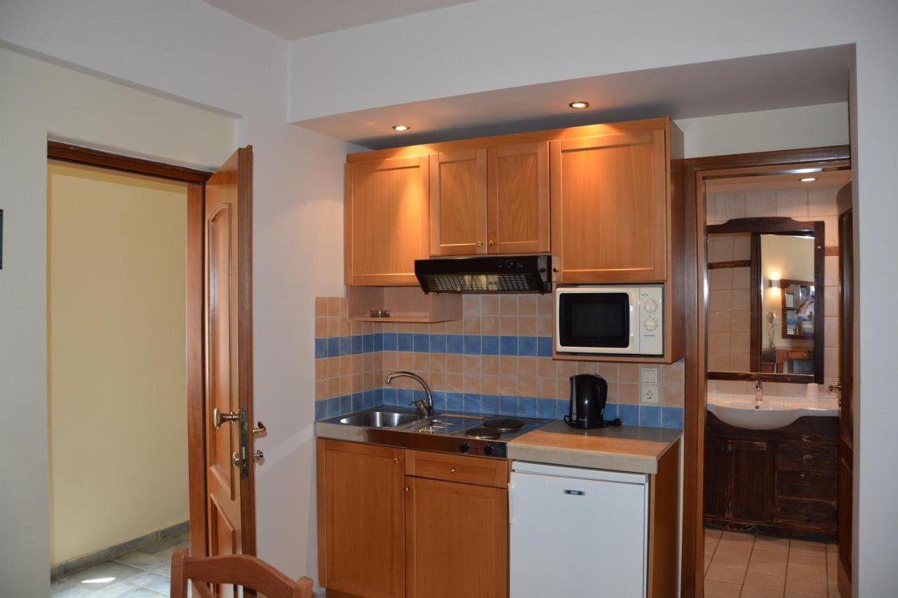 Eleni Beach Apartment Stalís Ngoại thất bức ảnh